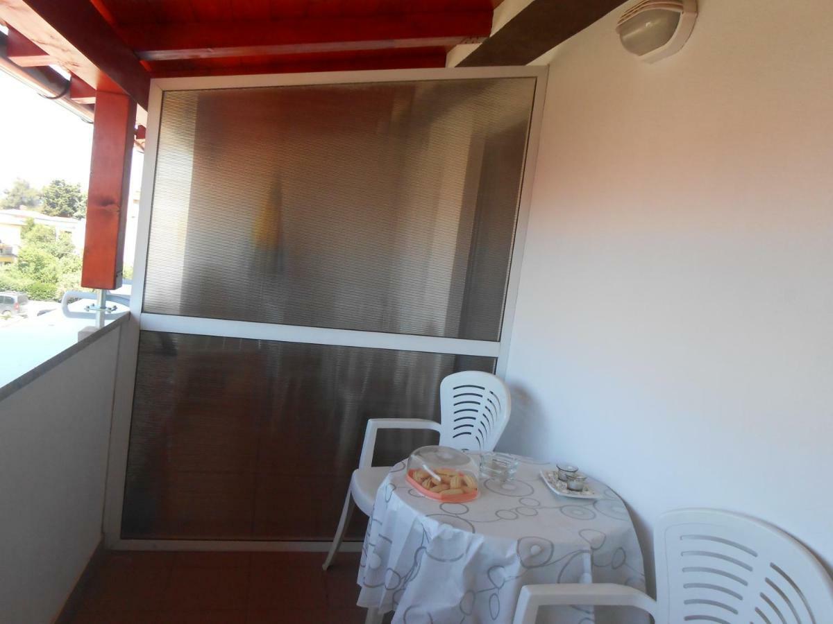 Apartman Snjezana Fažana Exterior foto