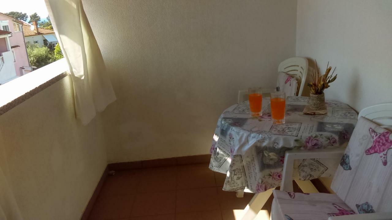 Apartman Snjezana Fažana Exterior foto